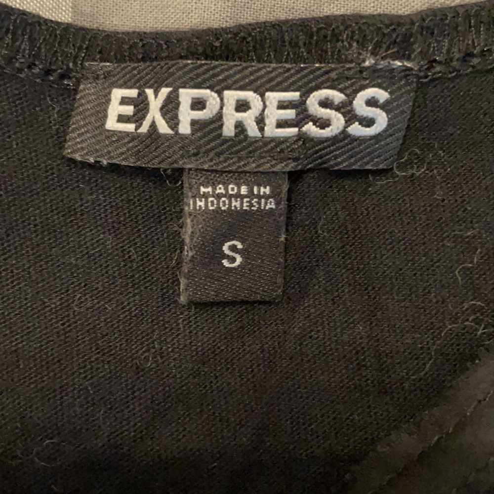 Express Black Ruffle Tank - Picture 3 of 4
